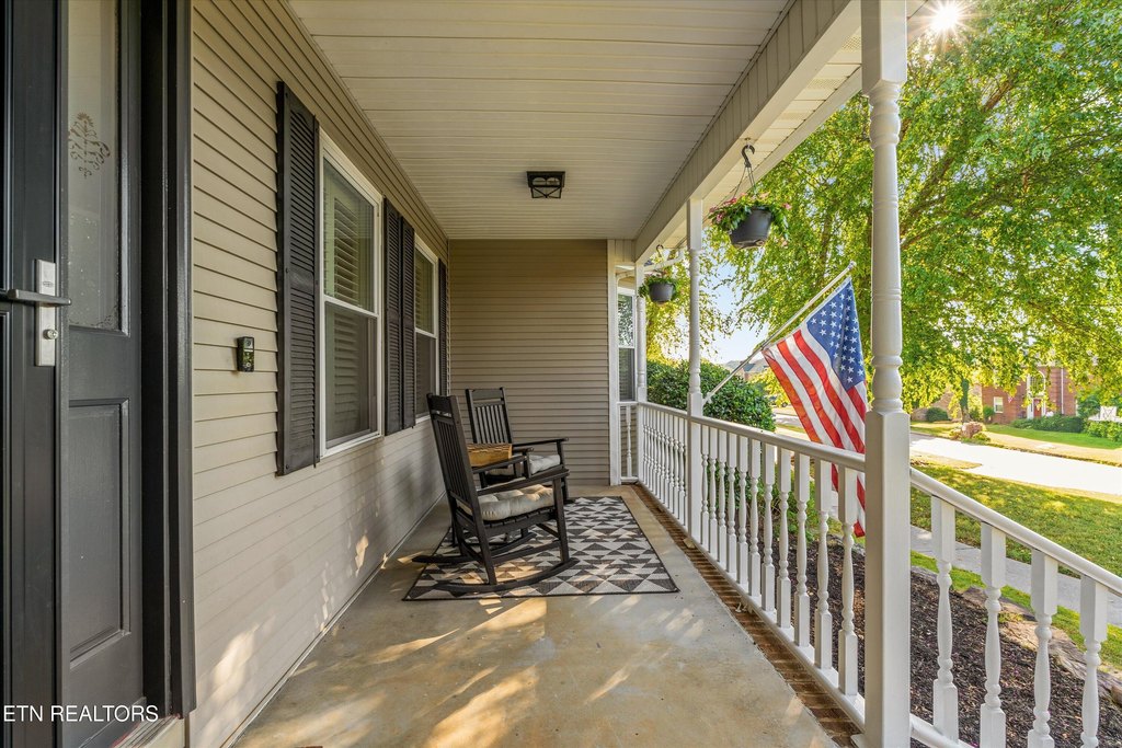 Maryville, Tennessee, 37803, United States, 3 Bedrooms Bedrooms, ,2 BathroomsBathrooms,Residential,Forsale,1952843