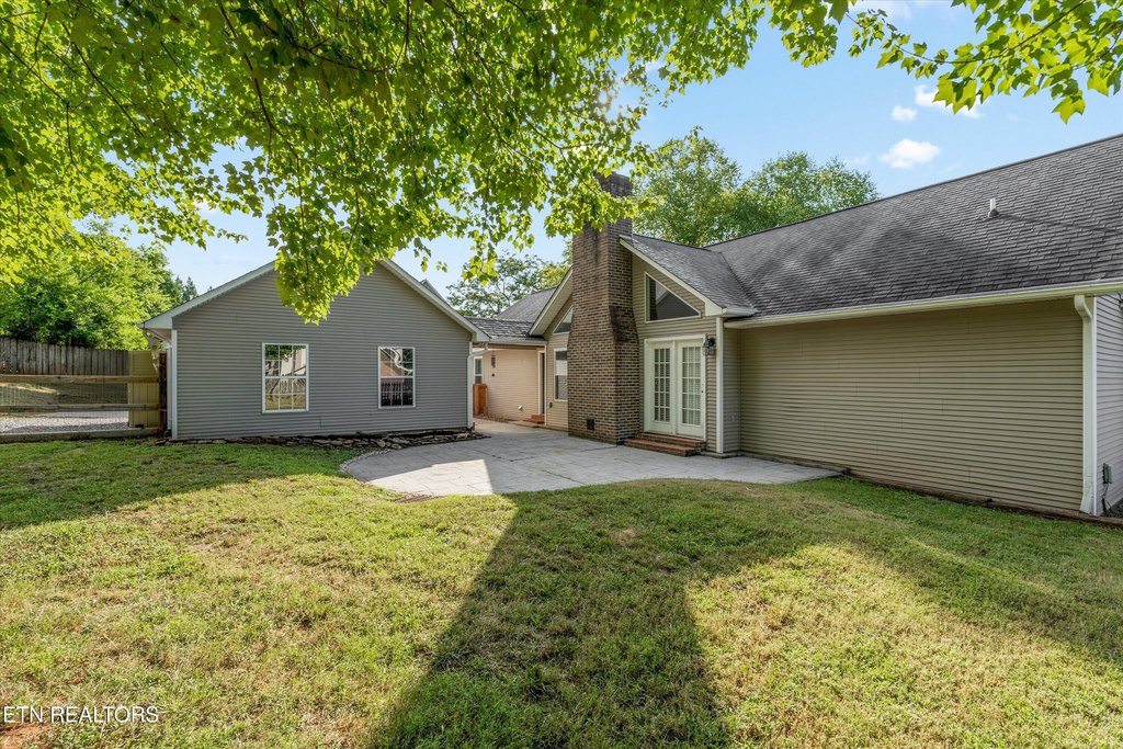 Maryville, Tennessee, 37803, United States, 3 Bedrooms Bedrooms, ,2 BathroomsBathrooms,Residential,Forsale,1952843