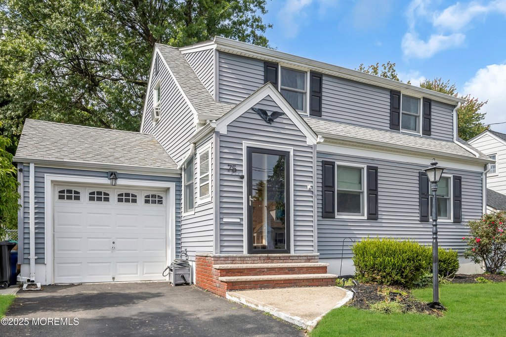 Clifton, New Jersey, 07012, United States, 3 Bedrooms Bedrooms, ,1 BathroomBathrooms,Residential,Forsale,1966077