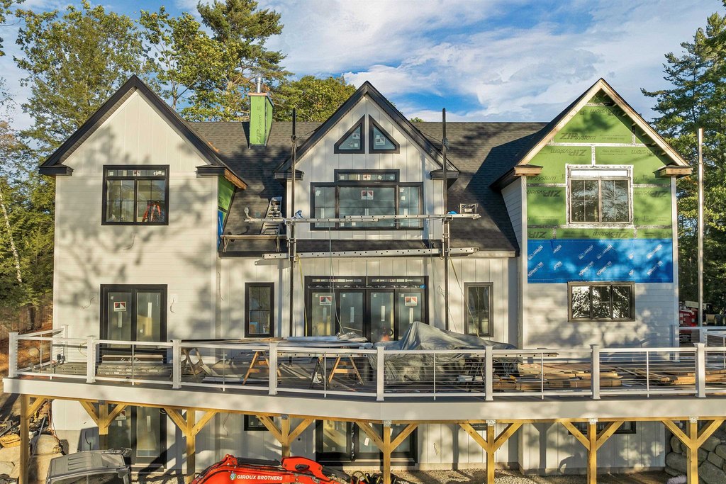 Meredith, New Hampshire, 03253, United States, 6 Bedrooms Bedrooms, ,6.5 BathroomsBathrooms,Residential,Forsale,1893919