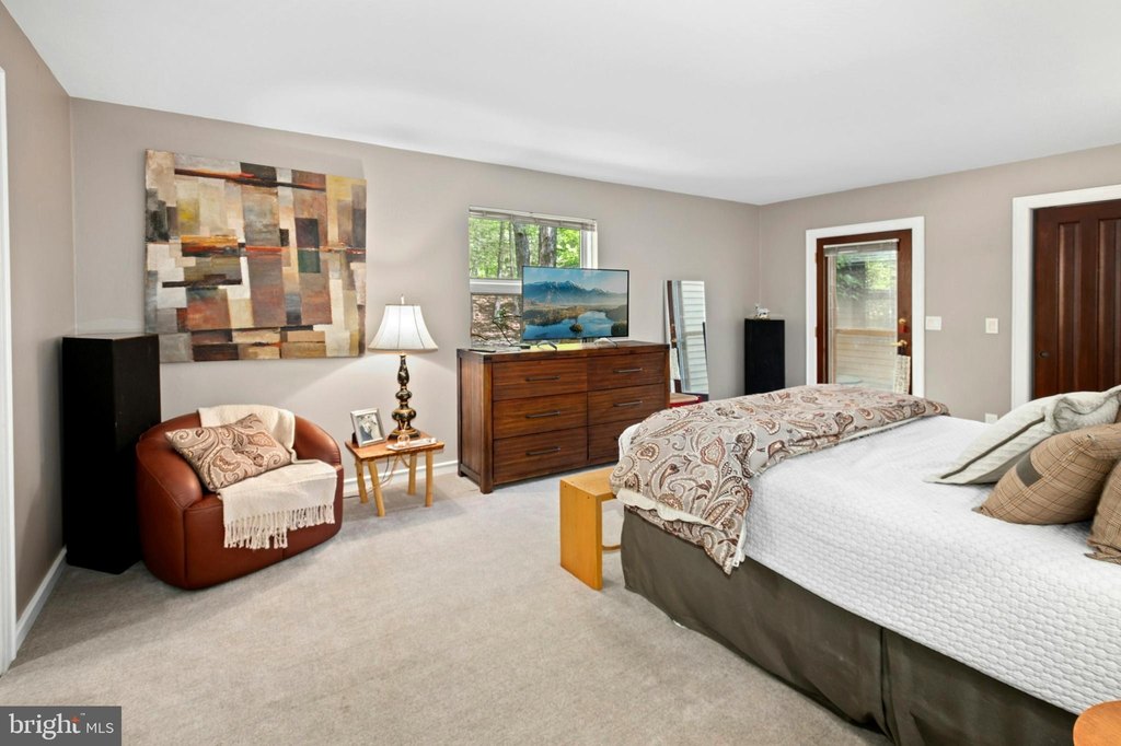 HENRYVILLE, Pennsylvania, 18332, United States, 6 Bedrooms Bedrooms, ,7.5 BathroomsBathrooms,Residential,Forsale,2014635