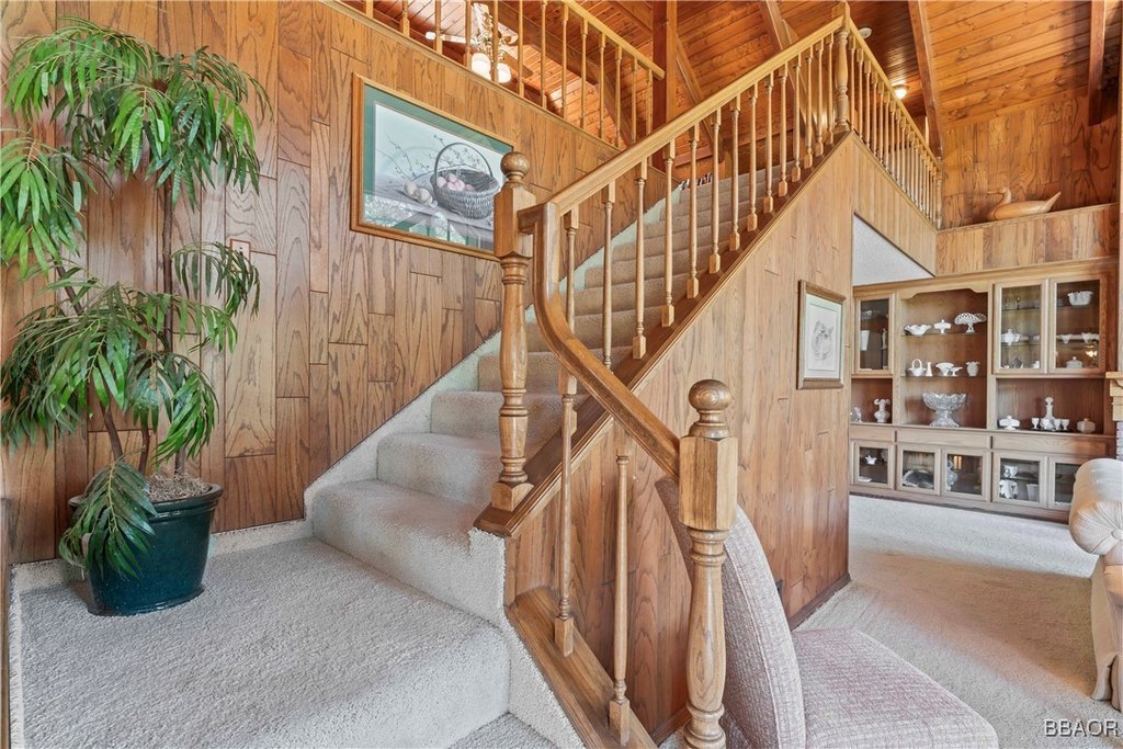 Lake Arrowhead, California, 92352, United States, 5 Bedrooms Bedrooms, ,5 BathroomsBathrooms,Residential,Forsale,1886287