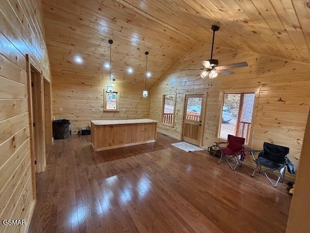 Sevierville, Tennessee, 37876, United States, 2 Bedrooms Bedrooms, ,2 BathroomsBathrooms,Residential,Forsale,1893696