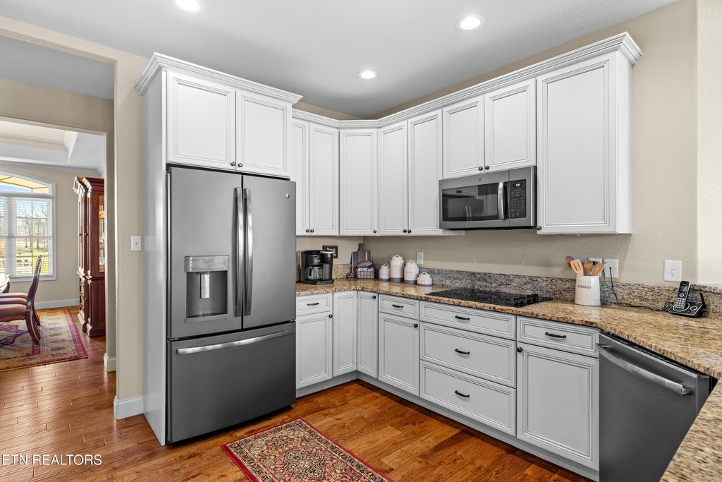 Maryville, Tennessee, 37801, United States, 4 Bedrooms Bedrooms, ,3.5 BathroomsBathrooms,Residential,Forsale,2011912