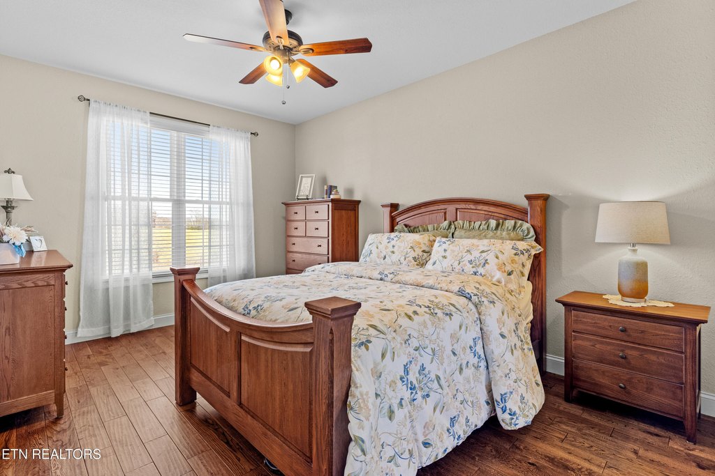 Maryville, Tennessee, 37801, United States, 4 Bedrooms Bedrooms, ,3.5 BathroomsBathrooms,Residential,Forsale,2011912