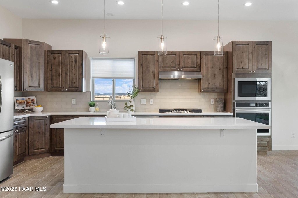 Prescott Valley, Arizona, 86315, United States, 3 Bedrooms Bedrooms, ,3 BathroomsBathrooms,Residential,Forsale,2011270