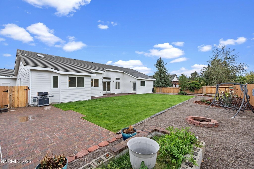 Washoe Valley, Nevada, 89704, United States, 4 Bedrooms Bedrooms, ,3 BathroomsBathrooms,Residential,Forsale,2012838