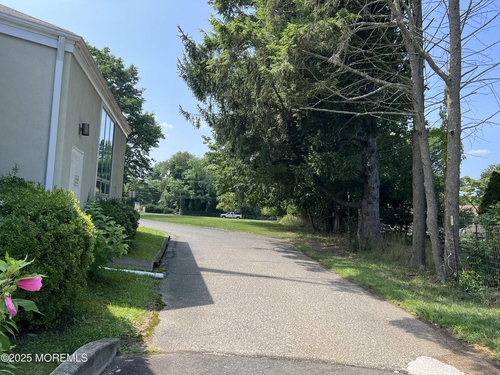 Eatontown, New Jersey, 07724, United States, ,Residential,Forsale,1984559