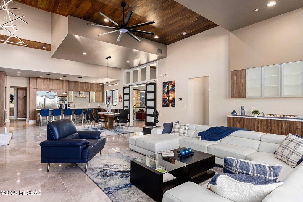 Tucson, Arizona, 85745, United States, 4 Bedrooms Bedrooms, ,4 BathroomsBathrooms,Residential,Forsale,1990090