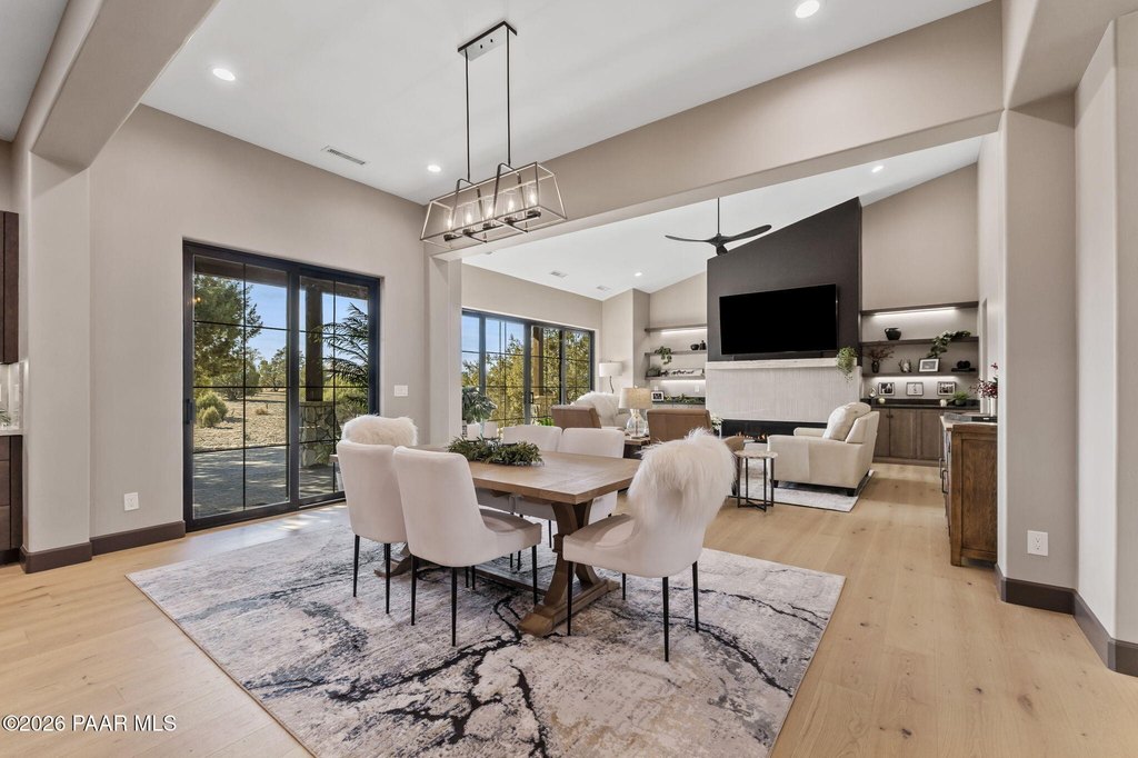 Prescott, Arizona, 86305, United States, 3 Bedrooms Bedrooms, ,4 BathroomsBathrooms,Residential,Forsale,2011273