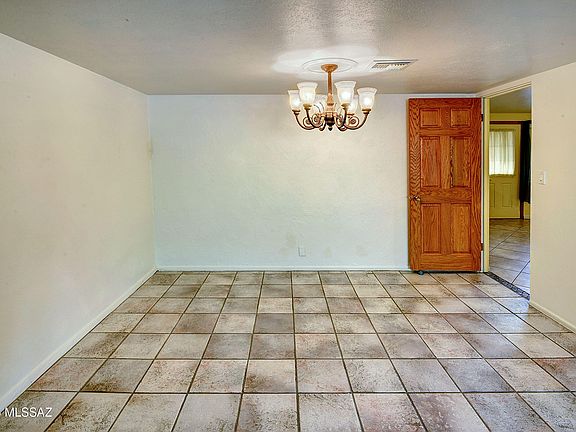 Tucson, Arizona, 85718, United States, 4 Bedrooms Bedrooms, ,2 BathroomsBathrooms,Residential,Forsale,1963537
