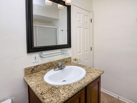 Tucson, Arizona, 85716, United States, 3 Bedrooms Bedrooms, ,2 BathroomsBathrooms,Residential,Forsale,1963538