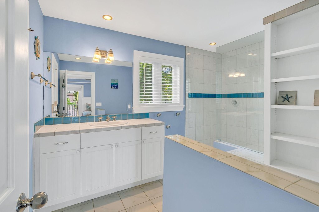 Key West, Florida, 33040, United States, 3 Bedrooms Bedrooms, ,3.5 BathroomsBathrooms,Residential,Forsale,2004350