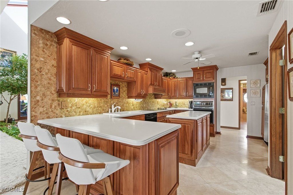 Fort Myers, Florida, 33912, United States, 3 Bedrooms Bedrooms, ,3.5 BathroomsBathrooms,Residential,Forsale,1971960