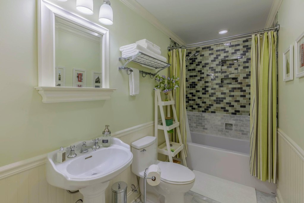 Chickamauga, Georgia, 30707, United States, 6 Bedrooms Bedrooms, ,4 BathroomsBathrooms,Residential,Forsale,2009598