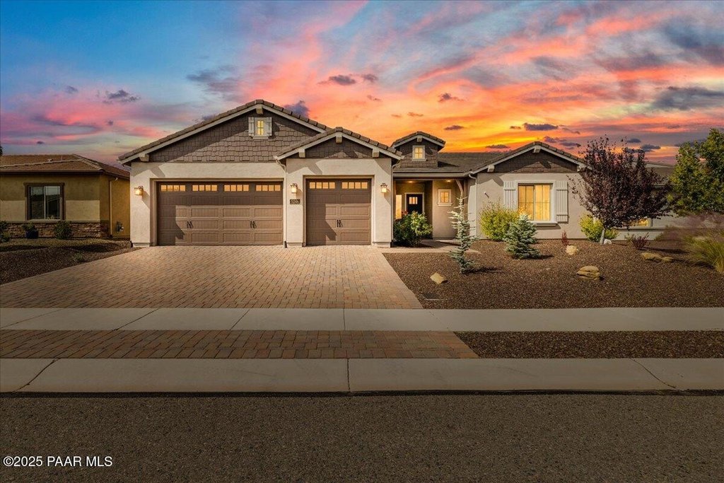 Prescott, Arizona, 86301, United States, 3 Bedrooms Bedrooms, ,2 BathroomsBathrooms,Residential,Forsale,1994058