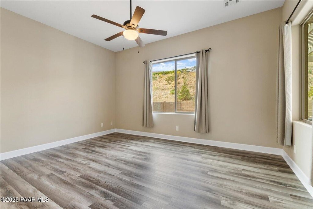 Prescott, Arizona, 86301, United States, 3 Bedrooms Bedrooms, ,2 BathroomsBathrooms,Residential,Forsale,1994058