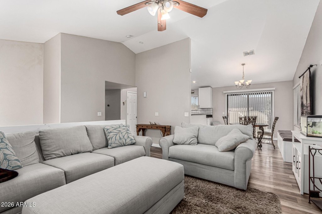 Gilbert, Arizona, 85233, United States, 4 Bedrooms Bedrooms, ,2.5 BathroomsBathrooms,Residential,Forsale,2015006