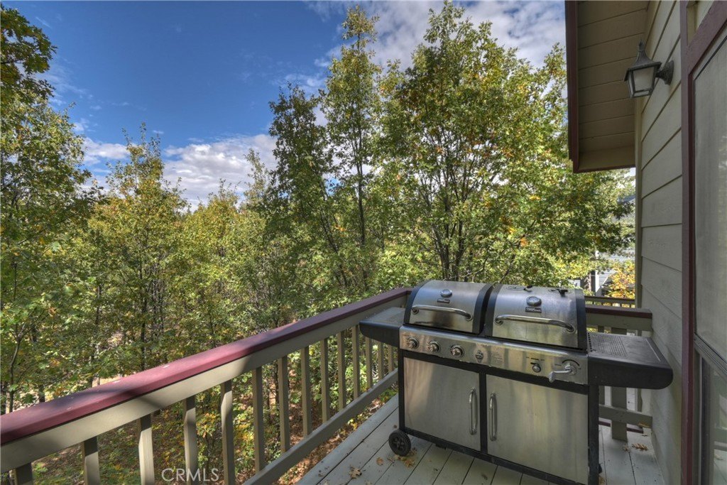 Lake Arrowhead, California, 92352, United States, 3 Bedrooms Bedrooms, ,2.5 BathroomsBathrooms,Residential,Forsale,2004863