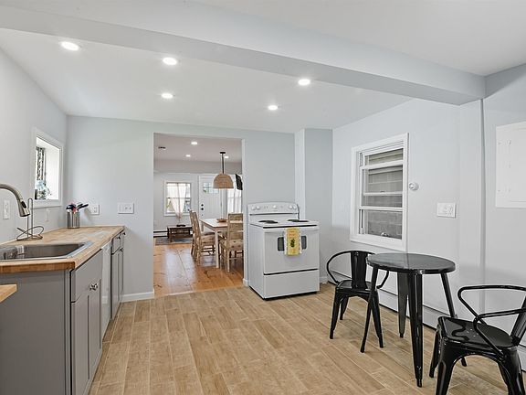 Margate, New Jersey, 08402, United States, 1 Bedroom Bedrooms, ,2 BathroomsBathrooms,Residential,Forsale,1967253