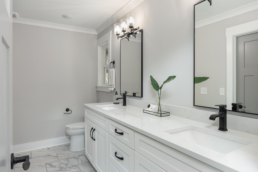 Hixson, Tennessee, 37343, United States, 4 Bedrooms Bedrooms, ,3 BathroomsBathrooms,Residential,Forsale,1995334