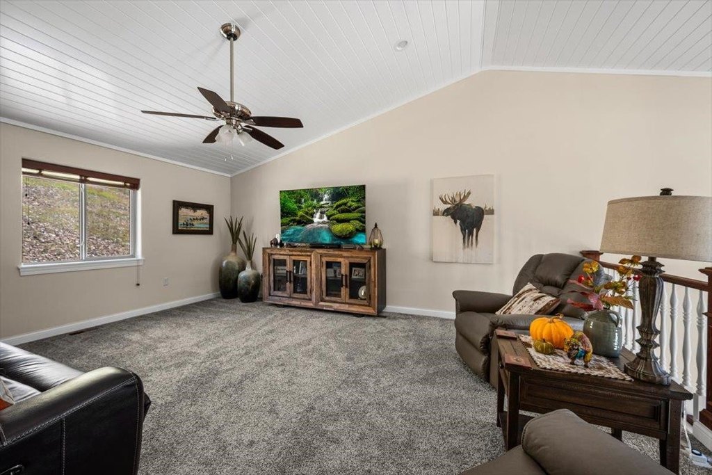 Deadwood, South Dakota, 57732, United States, 4 Bedrooms Bedrooms, ,2.5 BathroomsBathrooms,Residential,Forsale,1990698