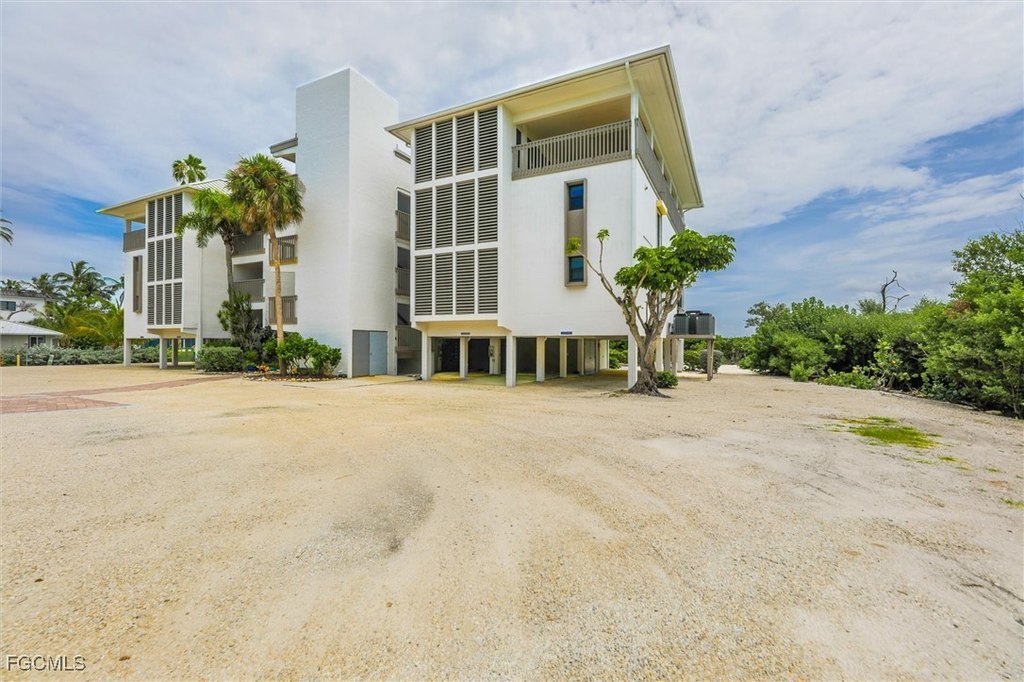 Captiva, Florida, 33924, United States, 2 Bedrooms Bedrooms, ,2 BathroomsBathrooms,Residential,Forsale,1886405