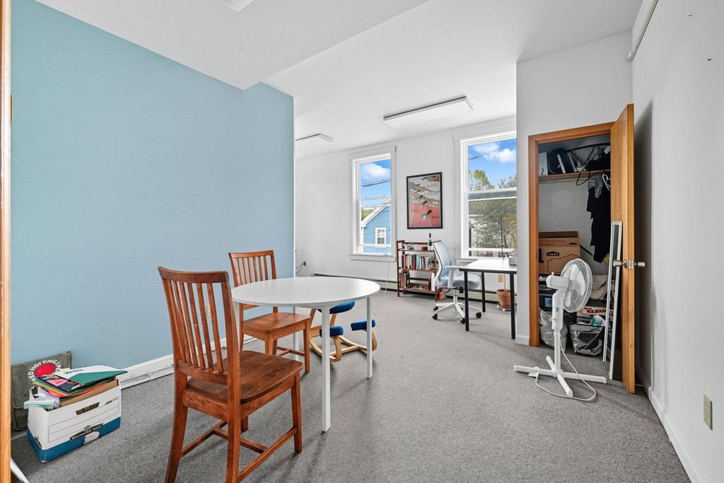 Hallowell, Maine, 04347, United States, ,Residential,Forsale,2002425