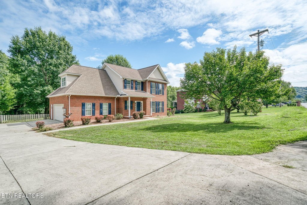 Cookeville, Tennessee, 38506, United States, 3 Bedrooms Bedrooms, ,2.5 BathroomsBathrooms,Residential,Forsale,1942468