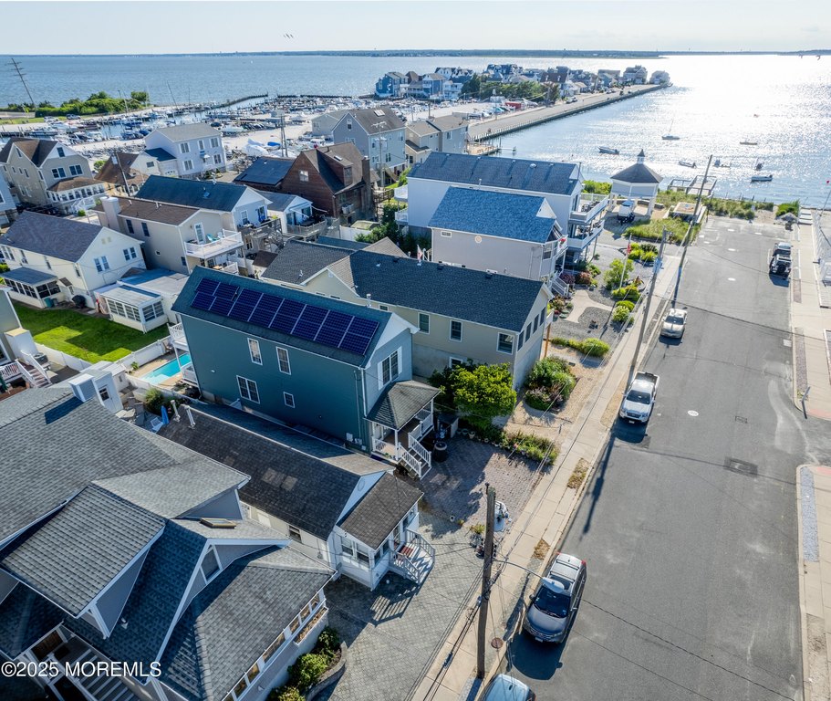 Seaside Park, New Jersey, 08752, United States, 2 Bedrooms Bedrooms, ,1 BathroomBathrooms,Residential,Forsale,1959749