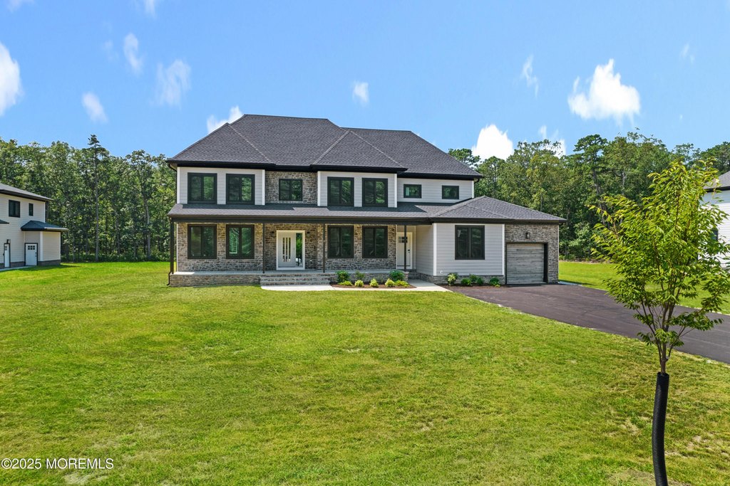 Howell, New Jersey, 07731, United States, 6 Bedrooms Bedrooms, ,5.5 BathroomsBathrooms,Residential,Forsale,1984568