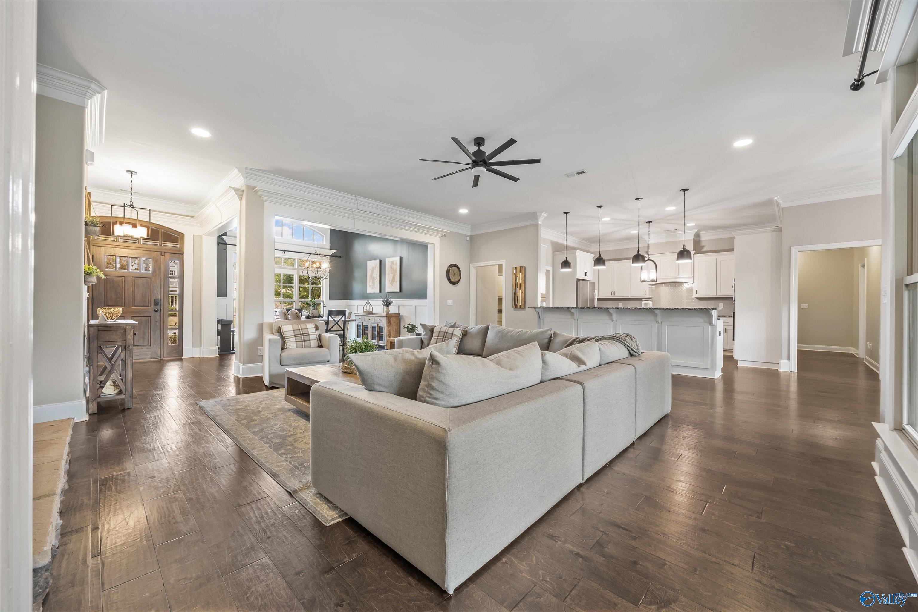 Gurley, Alabama, 35748, United States, 5 Bedrooms Bedrooms, ,4.5 BathroomsBathrooms,Residential,Forsale,2007711