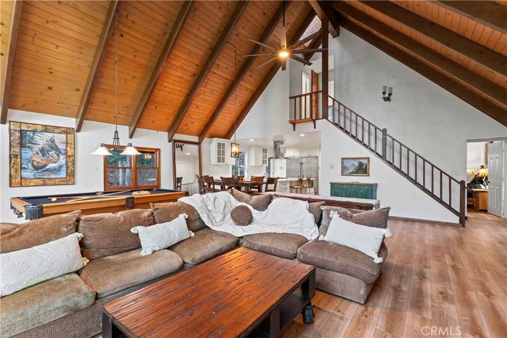 Lake Arrowhead, California, 92352, United States, 4 Bedrooms Bedrooms, ,3 BathroomsBathrooms,Residential,Forsale,1971037