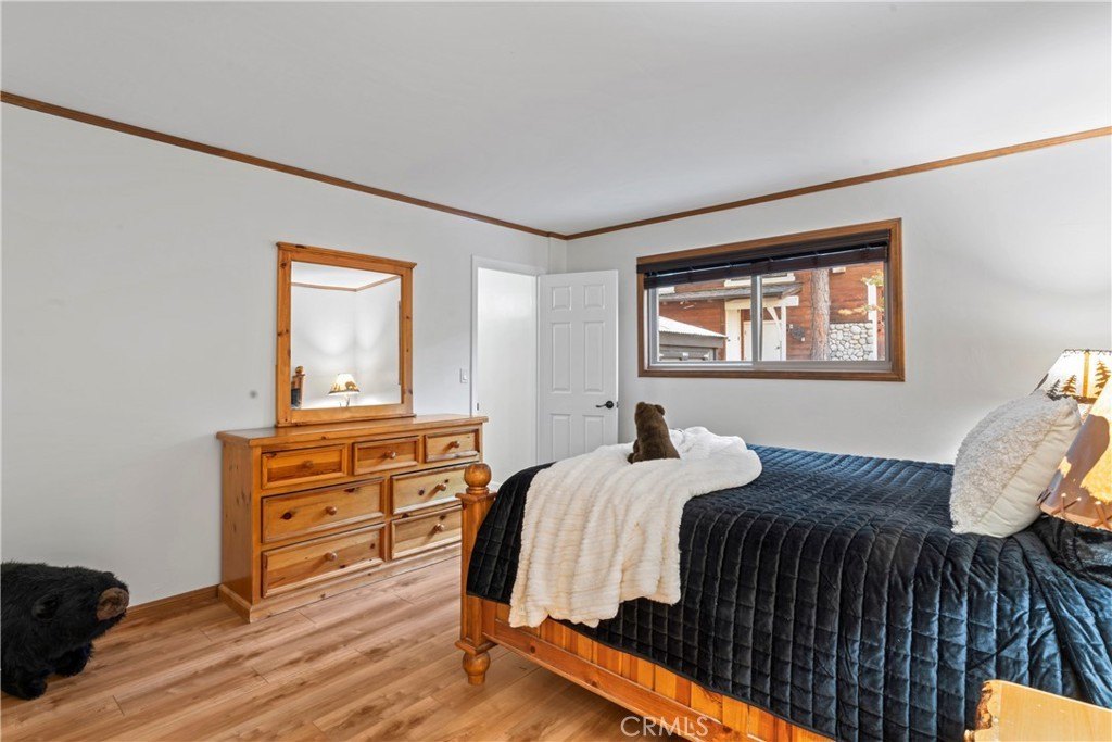 Lake Arrowhead, California, 92352, United States, 4 Bedrooms Bedrooms, ,3 BathroomsBathrooms,Residential,Forsale,1971037