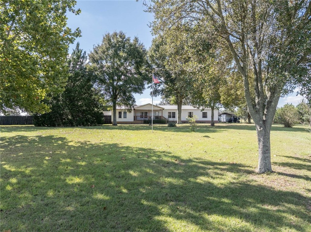 MORRISTON, Florida, 32668, United States, 4 Bedrooms Bedrooms, ,2 BathroomsBathrooms,Residential,Forsale,1994117