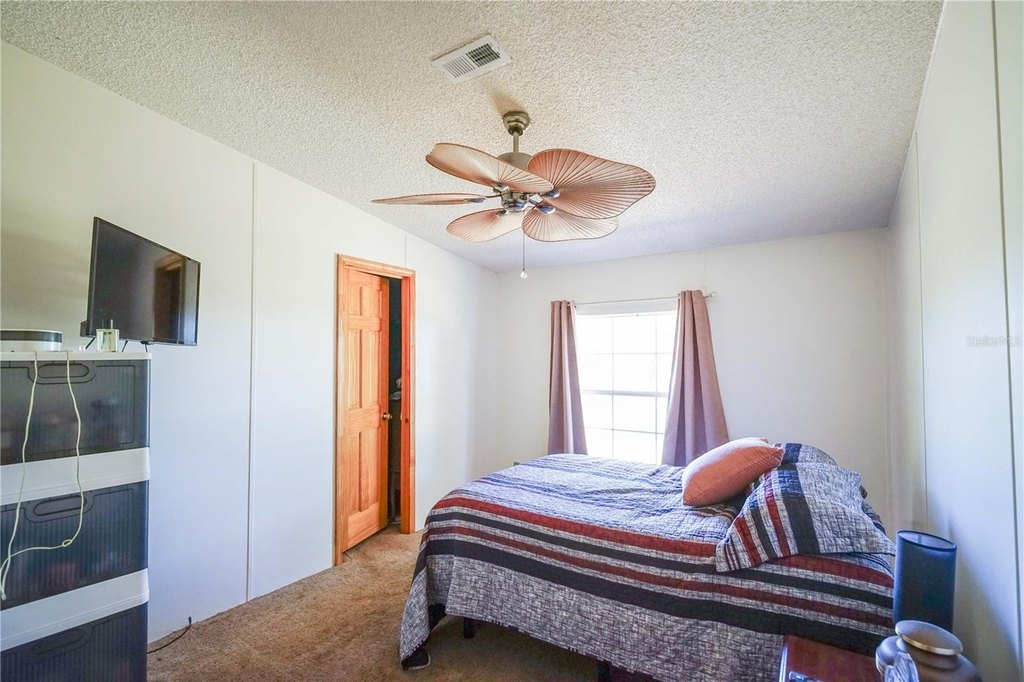 MORRISTON, Florida, 32668, United States, 4 Bedrooms Bedrooms, ,2 BathroomsBathrooms,Residential,Forsale,1994117