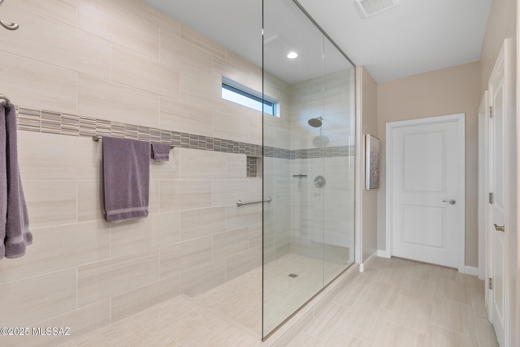 Tucson, Arizona, 85742, United States, 3 Bedrooms Bedrooms, ,2 BathroomsBathrooms,Residential,Forsale,1990091