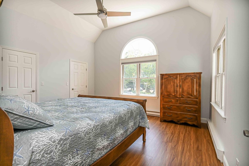 York, Maine, 03909, United States, 3 Bedrooms Bedrooms, ,3 BathroomsBathrooms,Residential,Forsale,1968210