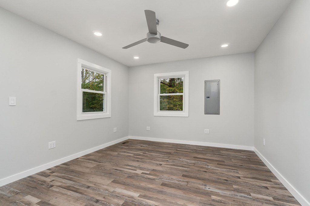 Cookeville, Tennessee, 38501, United States, 3 Bedrooms Bedrooms, ,3 BathroomsBathrooms,Residential,Forsale,1996597