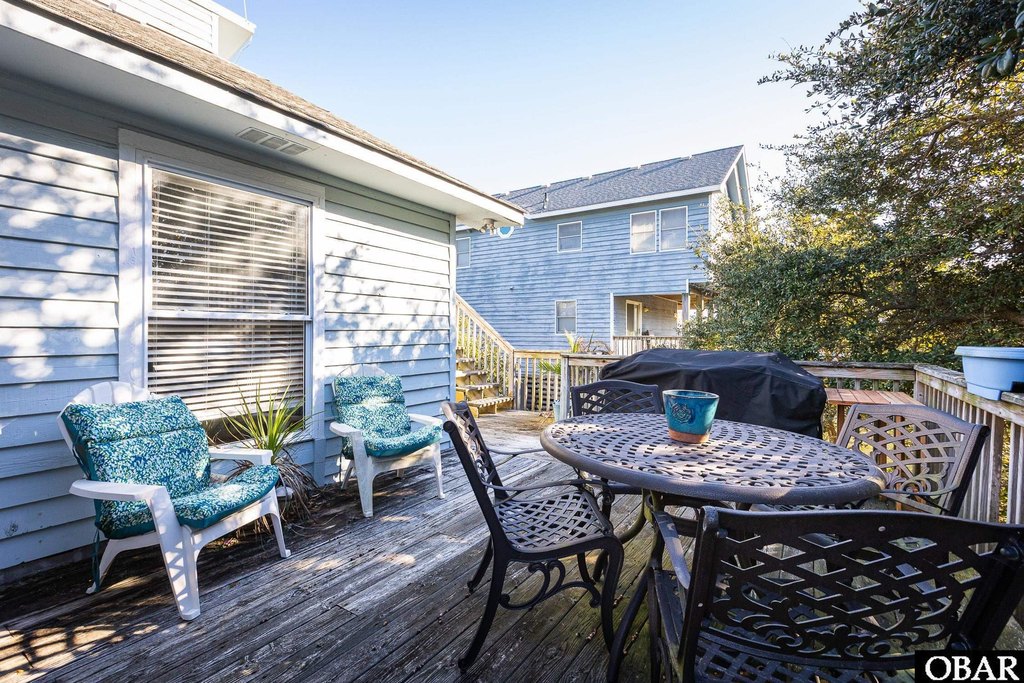 Corolla, North Carolina, 27927, United States, 5 Bedrooms Bedrooms, ,3 BathroomsBathrooms,Residential,Forsale,1993766