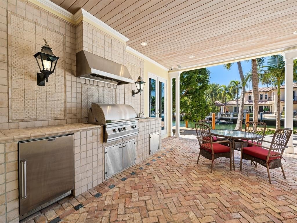 Fort Lauderdale, Florida, 33301, United States, 6 Bedrooms Bedrooms, ,5.5 BathroomsBathrooms,Residential,Forsale,1994075