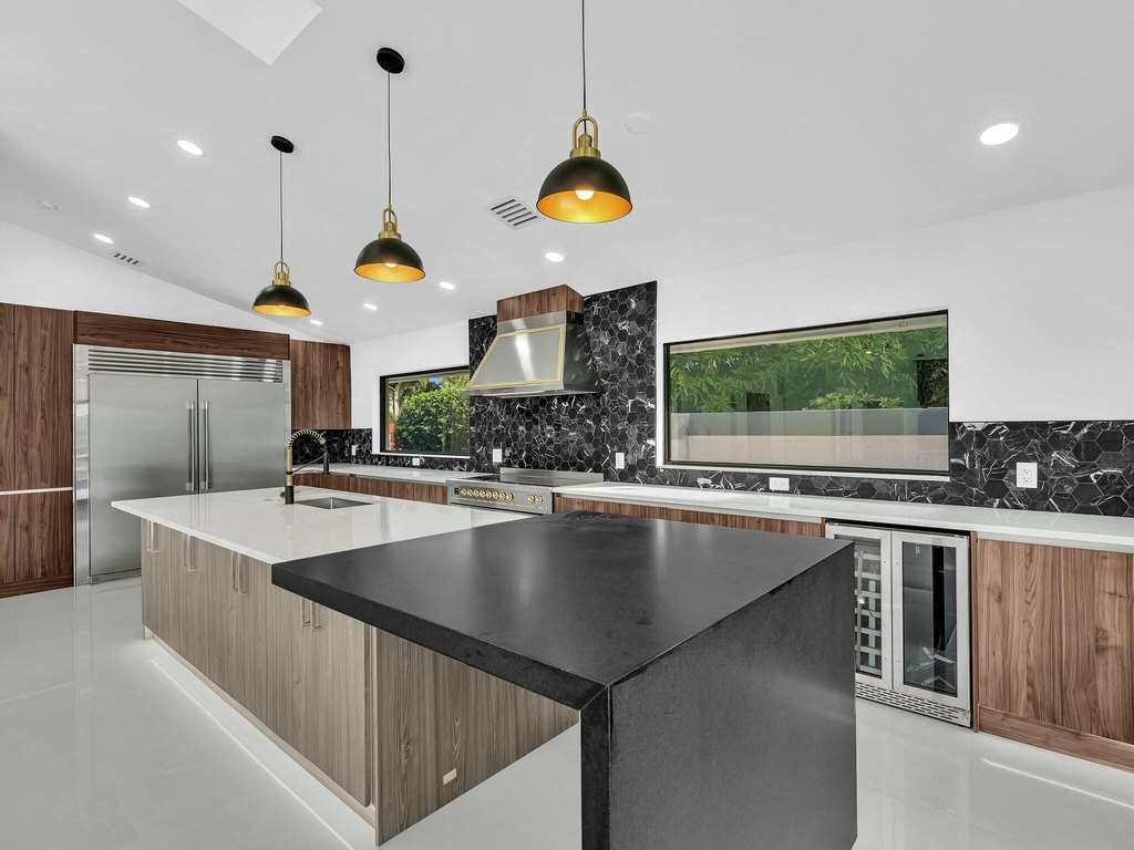 Boca Raton, Florida, 33433, United States, 5 Bedrooms Bedrooms, ,3.5 BathroomsBathrooms,Residential,Forsale,2009931