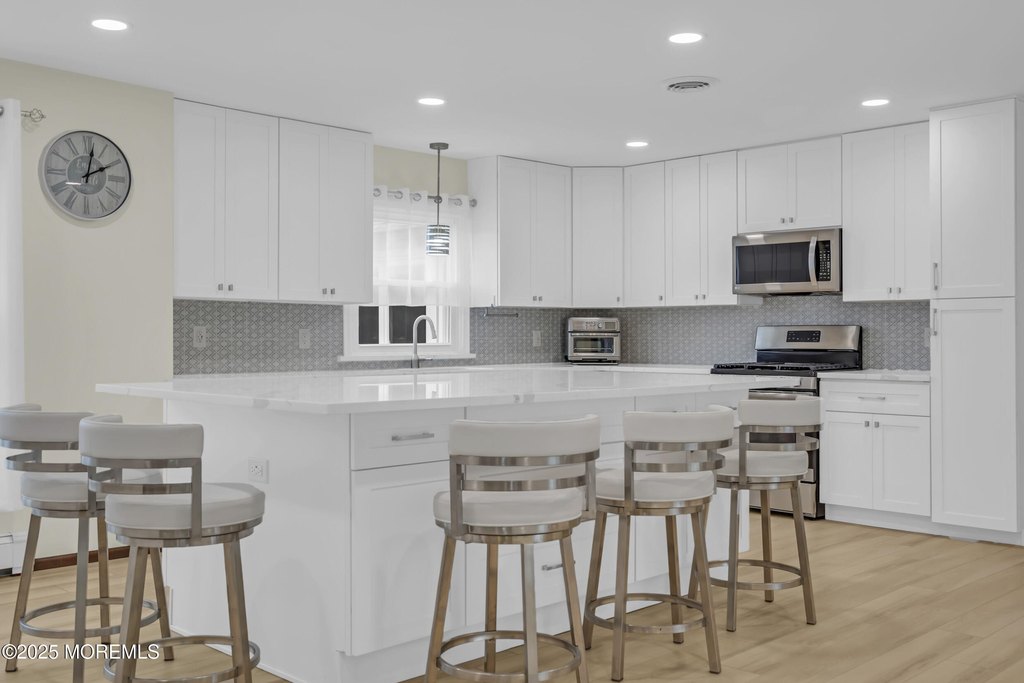 Toms River, New Jersey, 08753, United States, 3 Bedrooms Bedrooms, ,2 BathroomsBathrooms,Residential,Forsale,1994030