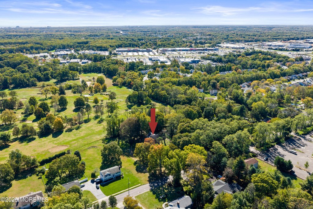 Eatontown, New Jersey, 07724, United States, 4 Bedrooms Bedrooms, ,2 BathroomsBathrooms,Residential,Forsale,1984569