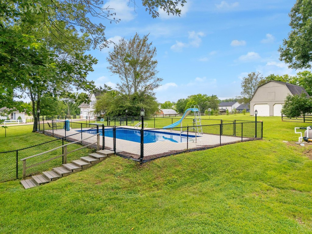 Ooltewah, Tennessee, 37363, United States, 4 Bedrooms Bedrooms, ,3.5 BathroomsBathrooms,Residential,Forsale,1922175