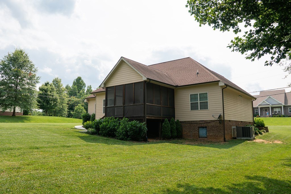 COOKEVILLE, Tennessee, 38506, United States, 3 Bedrooms Bedrooms, ,2 BathroomsBathrooms,Residential,Forsale,1929818