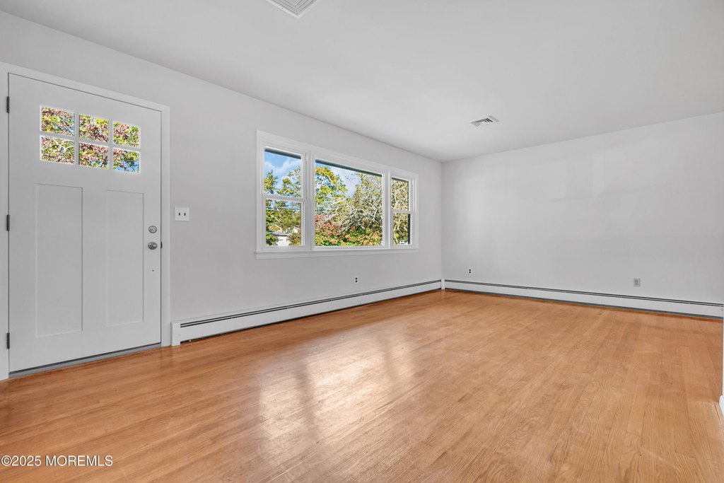 Toms River, New Jersey, 08753, United States, 4 Bedrooms Bedrooms, ,2 BathroomsBathrooms,Residential,Forsale,1994042