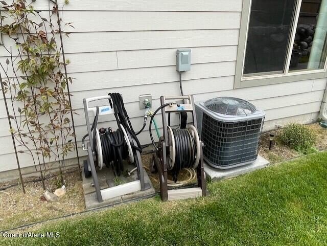 Coeur d'Alene, Idaho, 83815, United States, 3 Bedrooms Bedrooms, ,2 BathroomsBathrooms,Residential,Forsale,1984582