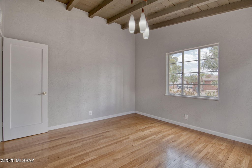 Tucson, Arizona, 85711, United States, 4 Bedrooms Bedrooms, ,2 BathroomsBathrooms,Residential,Forsale,1990103