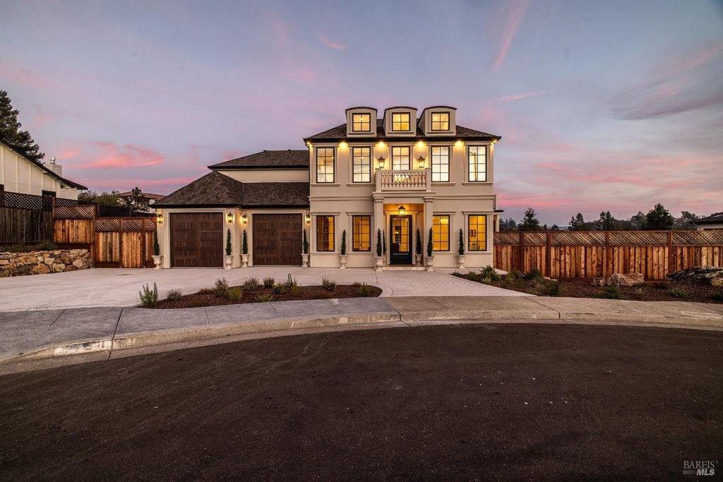 Santa Rosa, California, 95403, United States, 5 Bedrooms Bedrooms, ,4 BathroomsBathrooms,Residential,Forsale,2014494